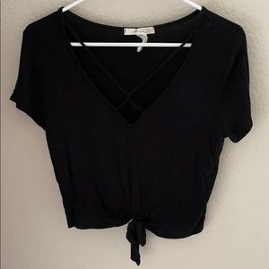 Black crop top w tie